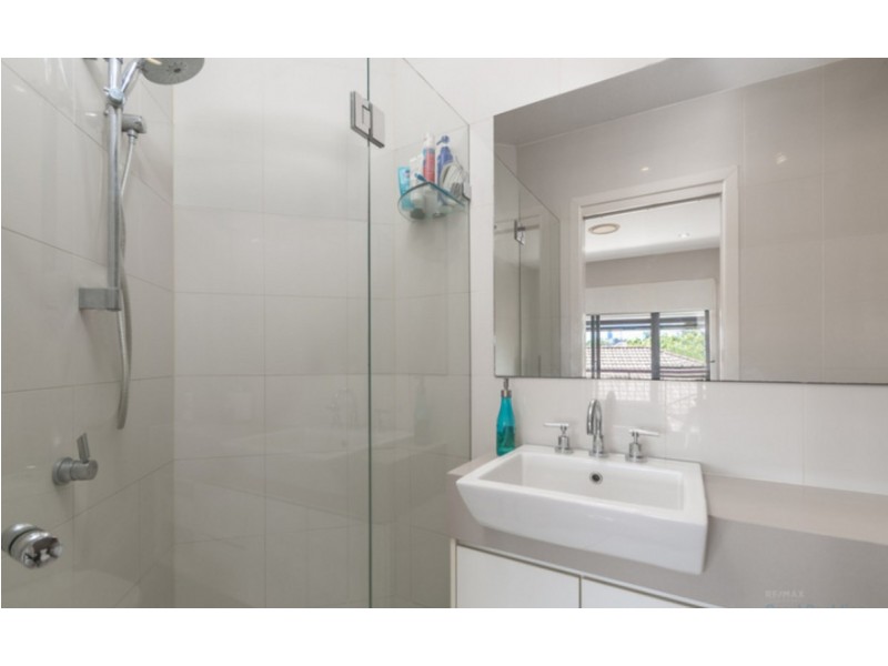 2/58 Dickson Street, Morningside QLD 4170