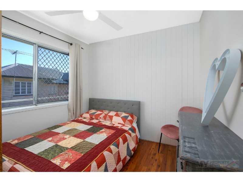 2/93 Albert Street, Camp Hill QLD 4152