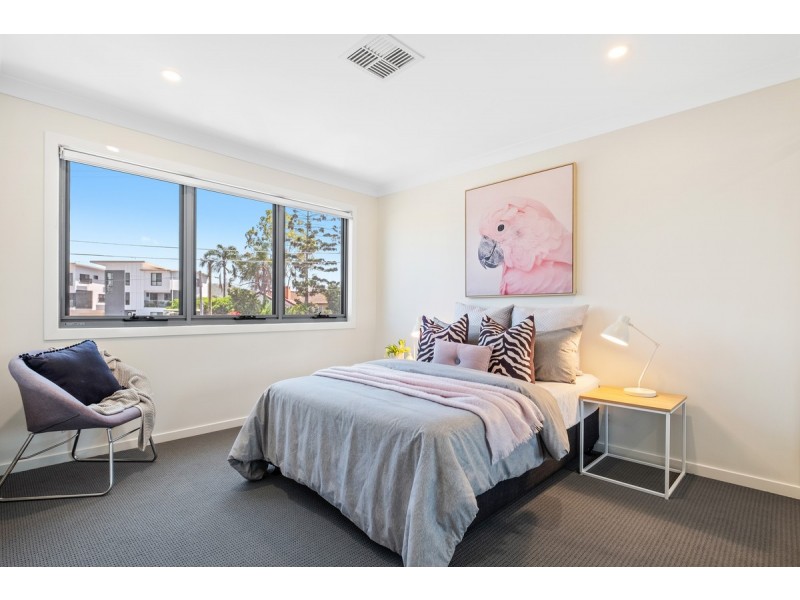 2/784 Old Cleveland Road, Carina QLD 4152