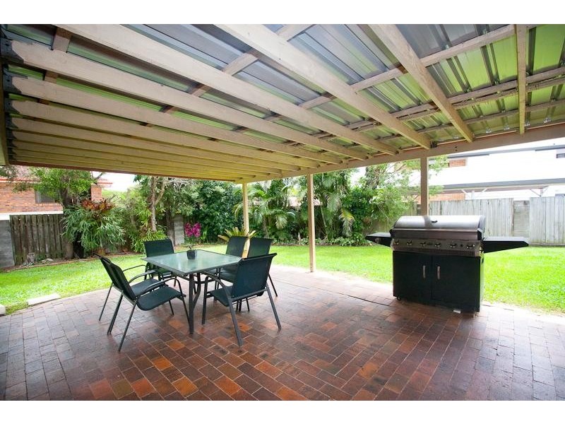 3 Ormuz St, Carina Heights QLD 4152