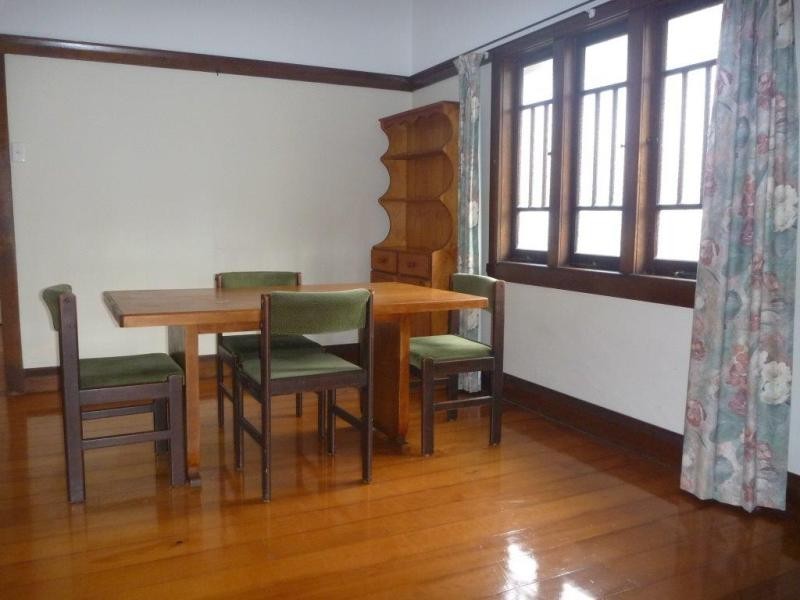 675 Old Cleveland Rd, Camp Hill QLD 4152