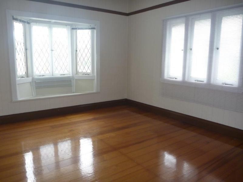 675 Old Cleveland Rd, Camp Hill QLD 4152