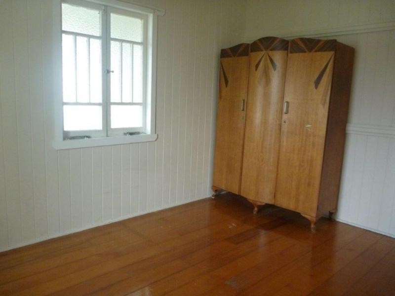 675 Old Cleveland Rd, Camp Hill QLD 4152