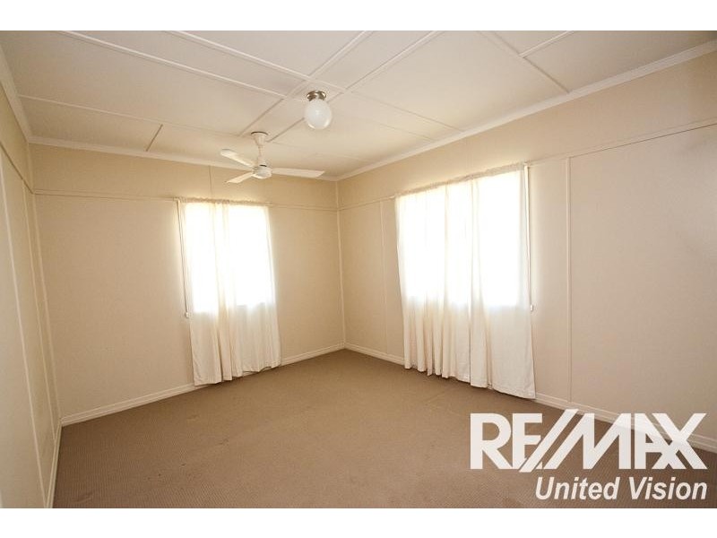 260 Stanley Rd, Carina QLD 4152