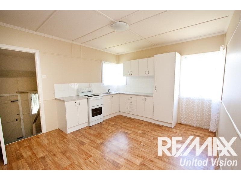 260 Stanley Rd, Carina QLD 4152