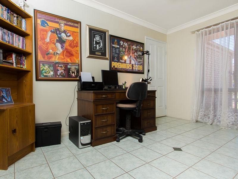 5 Alpena  Cl, Carindale QLD 4152