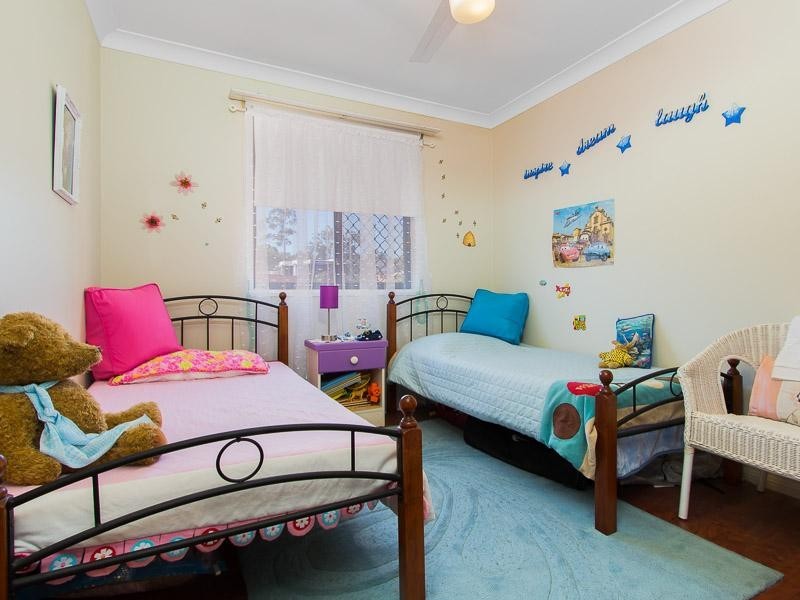 5 Alpena  Cl, Carindale QLD 4152