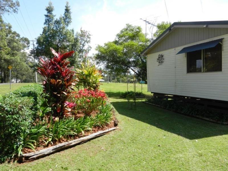 66 Lucas Dr, Lamb Island QLD 4184