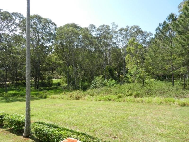 66 Lucas Dr, Lamb Island QLD 4184