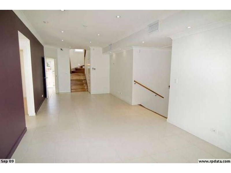 27 Emerald St, Murarrie QLD 4172