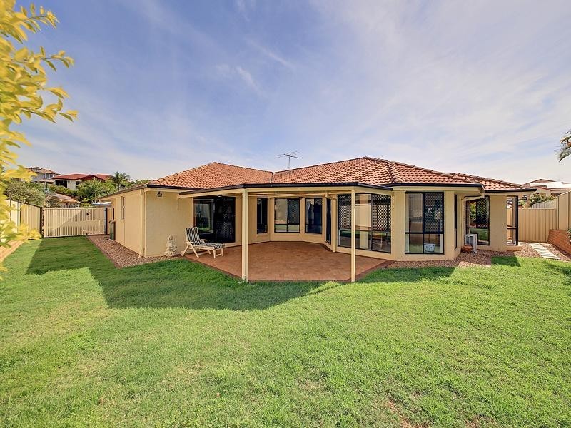 48 Kenilworth Pl, Carindale QLD 4152
