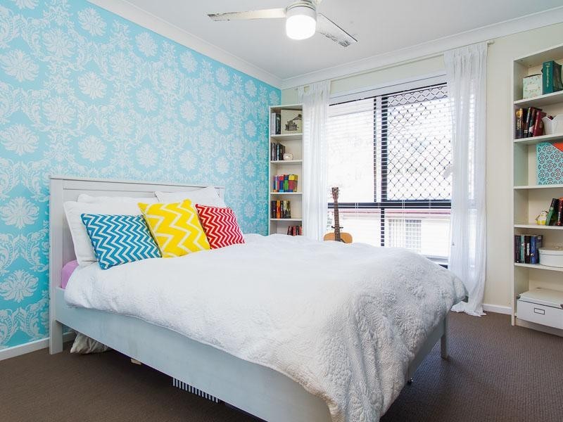 18 Milanion Cres, Carindale QLD 4152