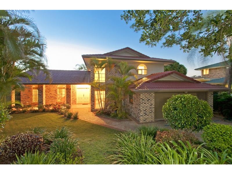 15 Jennings Ct, Carindale QLD 4152