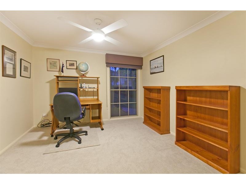15 Jennings Ct, Carindale QLD 4152