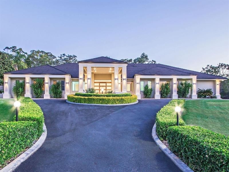 49 Charleton St, Chandler QLD 4155
