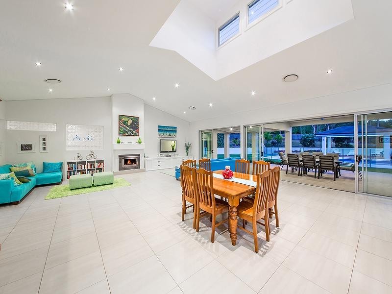 49 Charleton St, Chandler QLD 4155