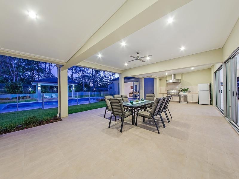 49 Charleton St, Chandler QLD 4155