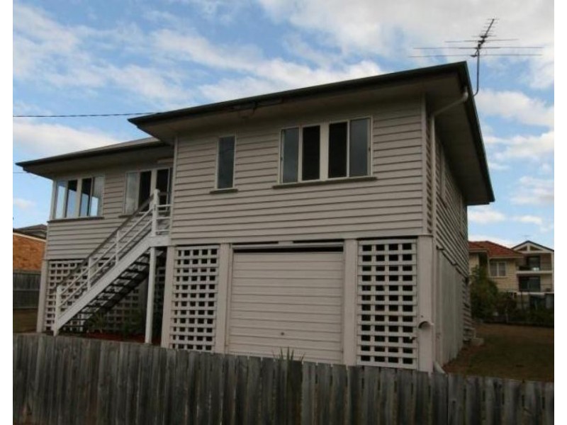 20 Wattle Ave, Carina QLD 4152