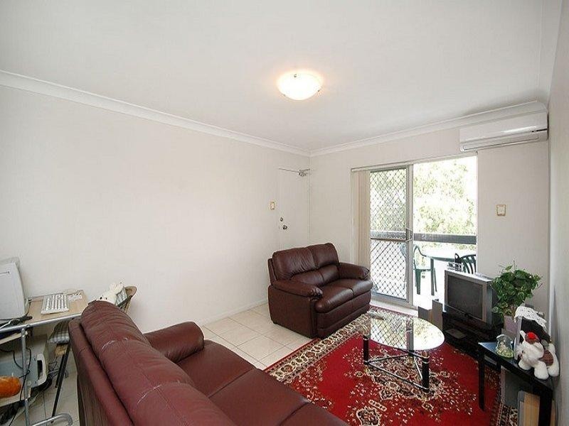 3/38 Peach St, Greenslopes QLD 4120