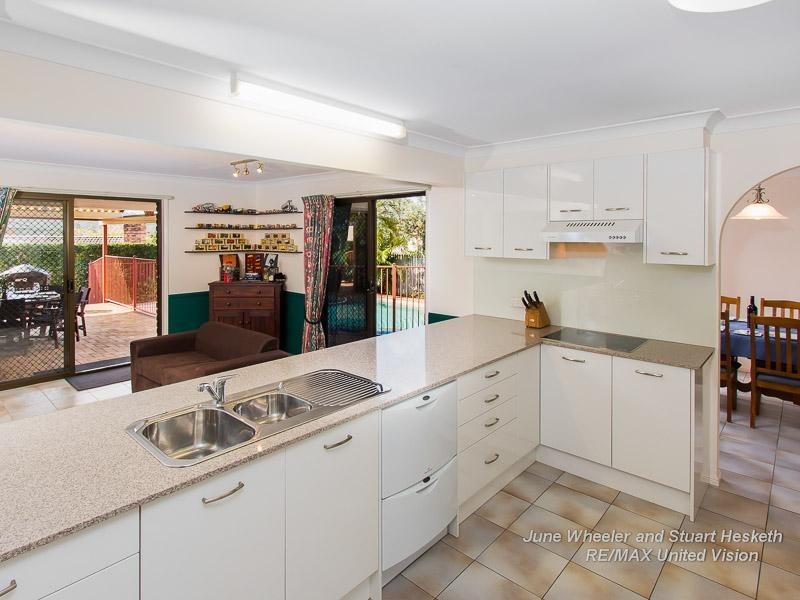 17 Styphelia St, Mount Gravatt East QLD 4122