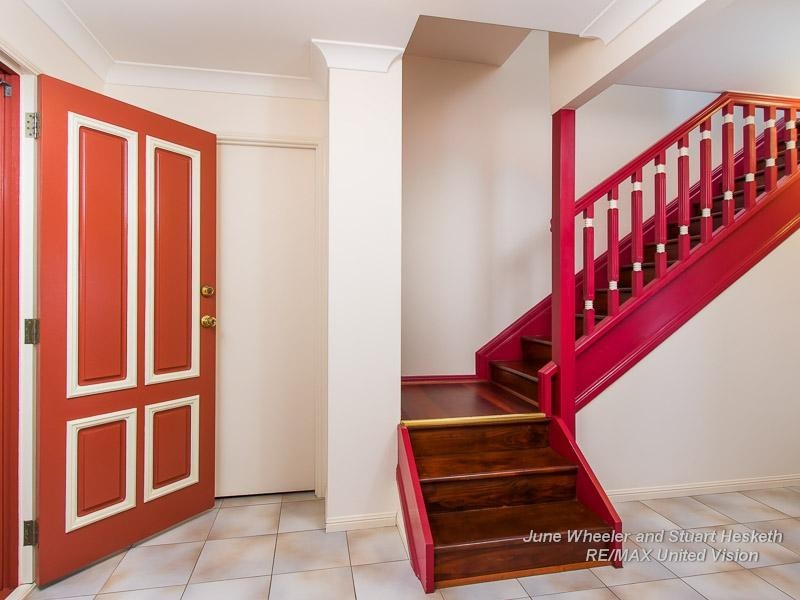 17 Styphelia St, Mount Gravatt East QLD 4122