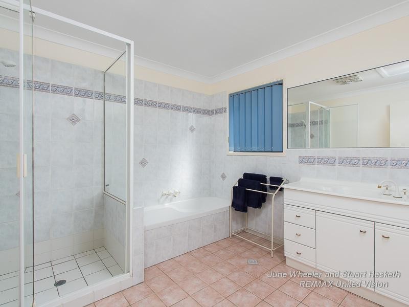 17 Styphelia St, Mount Gravatt East QLD 4122