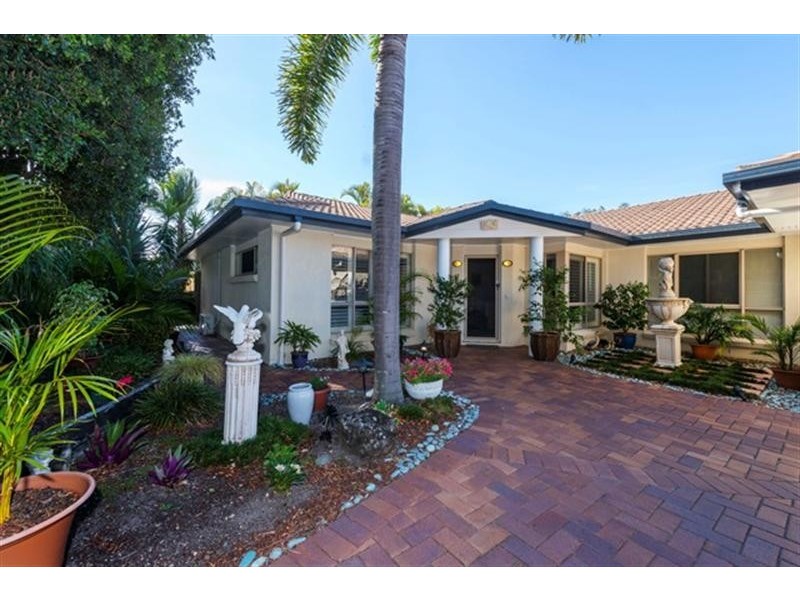 152 Delaney Cct, Carindale QLD 4152