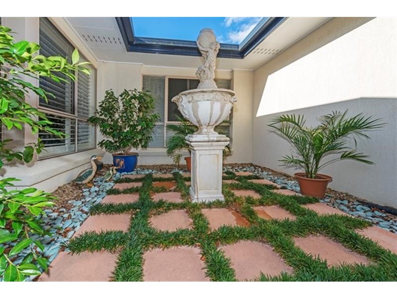 152 Delaney Cct, Carindale QLD 4152