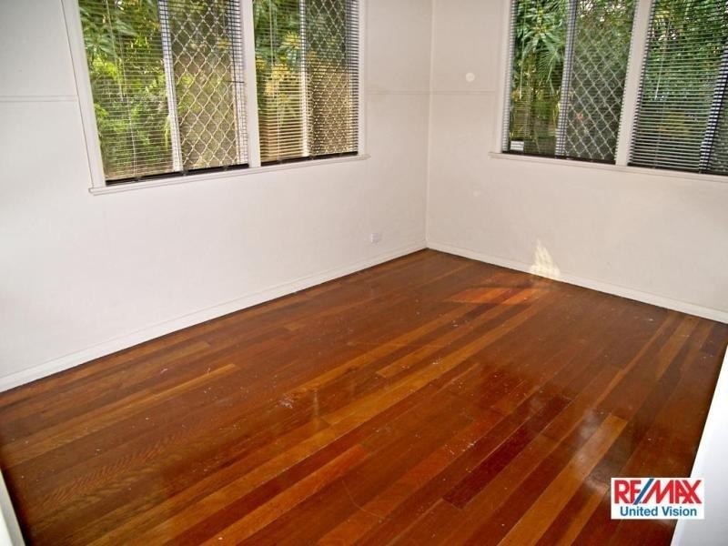 47 Gladstone St, Coorparoo QLD 4151