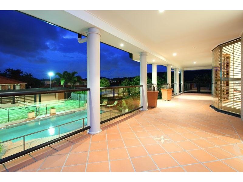 106 Delaney Cct, Carindale QLD 4152