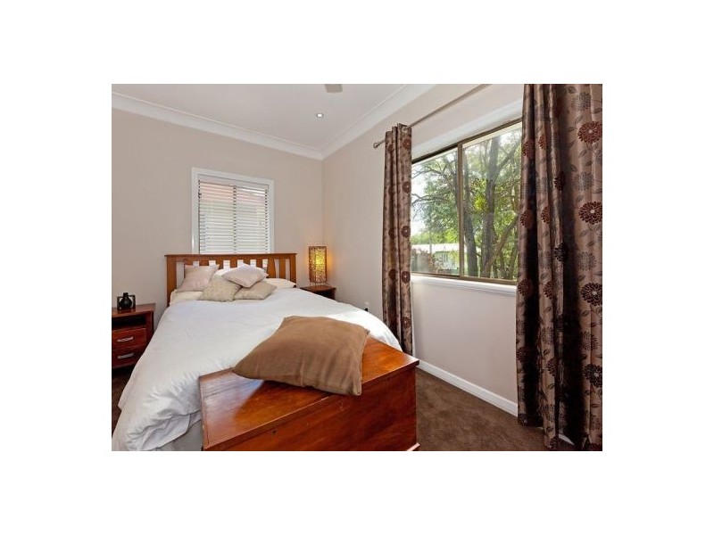 1 Hecklemann Street, Carina Heights QLD 4152