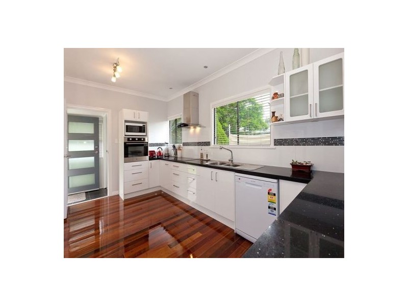 1 Hecklemann Street, Carina Heights QLD 4152