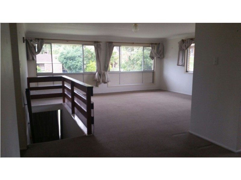 27 Dangar Street, Belmont QLD 4153
