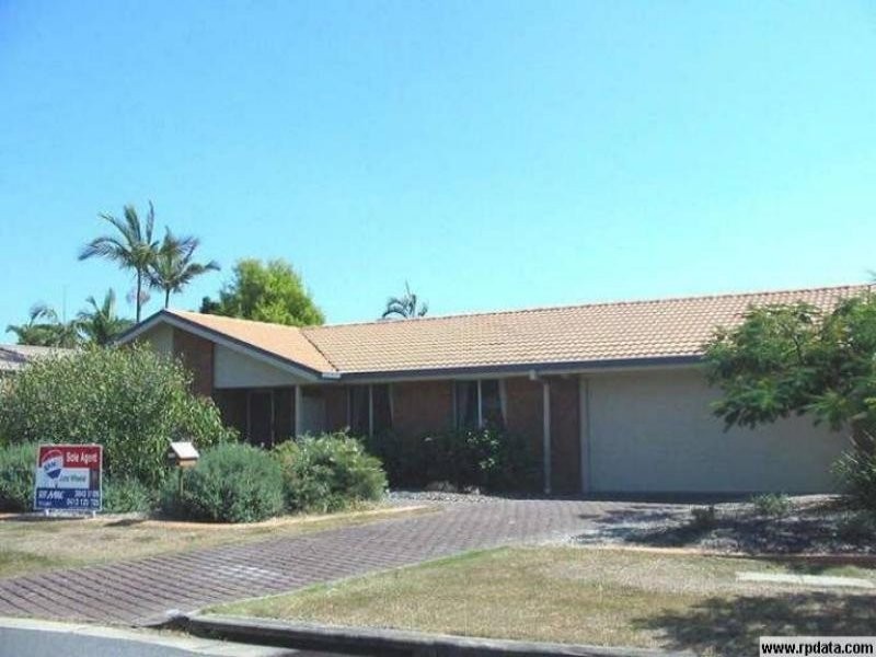 30 Briarwood Street, Carindale QLD 4152