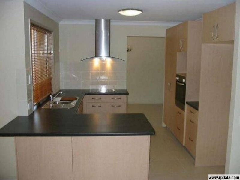 30 Briarwood Street, Carindale QLD 4152