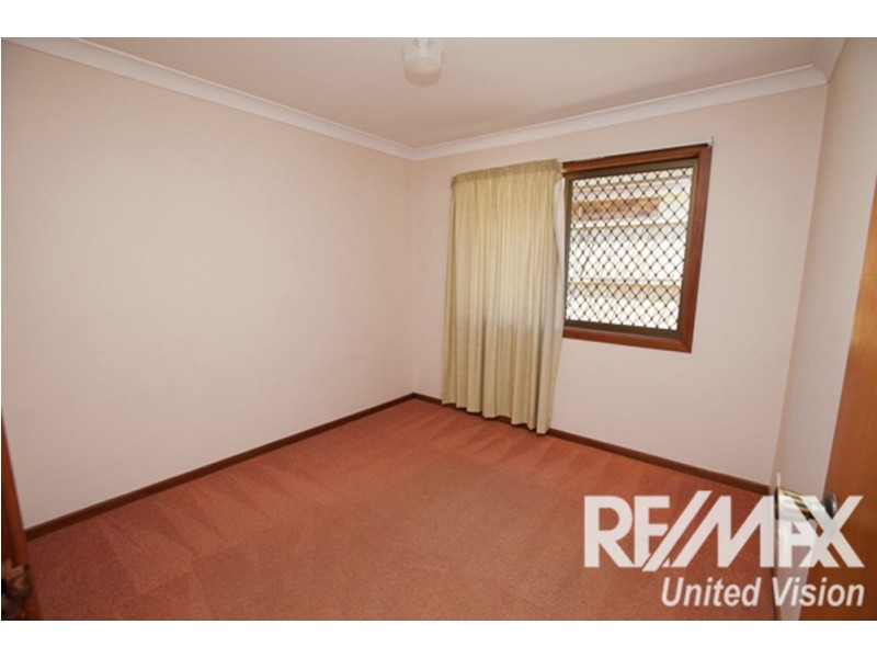 96 Kilmorey Street, Carindale QLD 4152