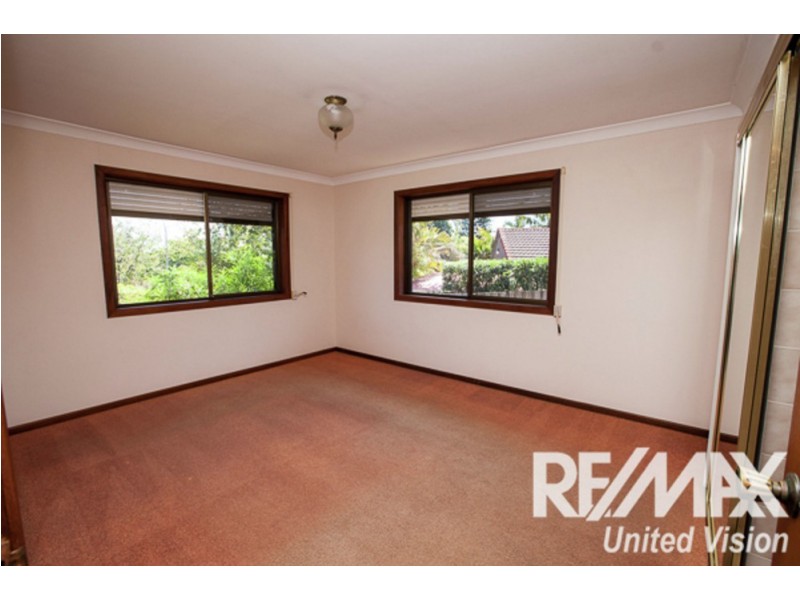 96 Kilmorey Street, Carindale QLD 4152