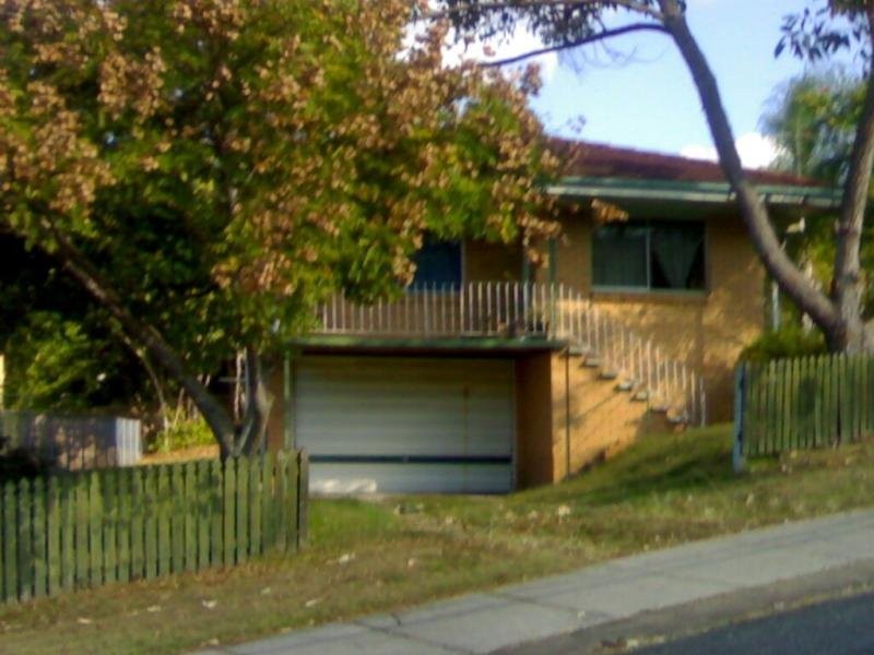 17 Harty Street, Coorparoo QLD 4151