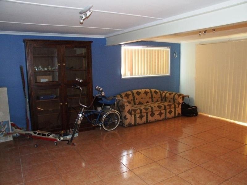 11 Ara Street, Camp Hill QLD 4152