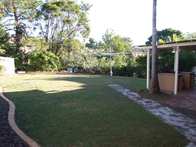 11 Ara Street, Camp Hill QLD 4152