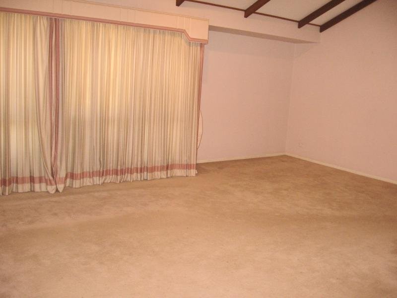 7 Donnington Street, Carindale QLD 4152