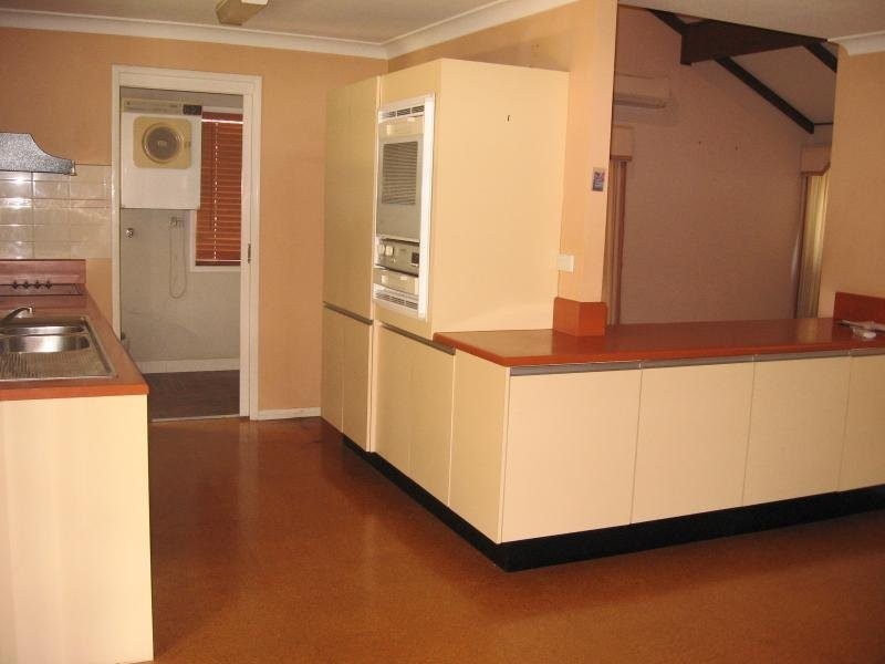 7 Donnington Street, Carindale QLD 4152