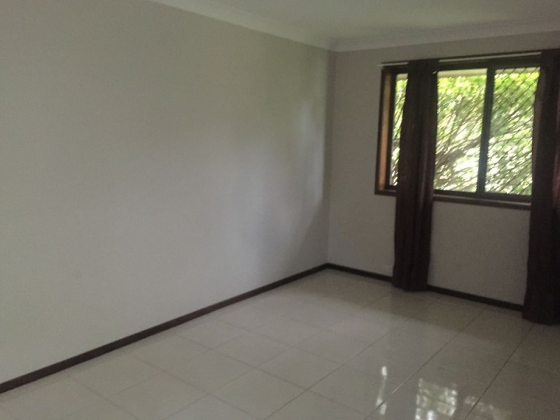 4 Carbora Street, Mansfield QLD 4122