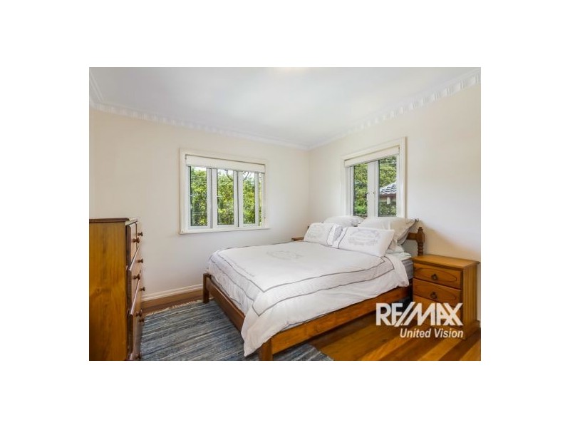 78 Nursery Road, Holland Park West QLD 4121