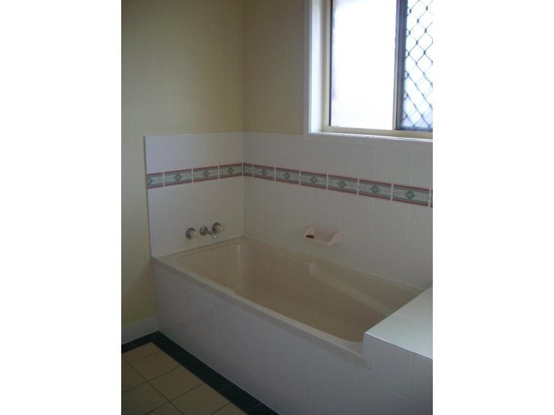 24 Olivia Drive, Carina Heights QLD 4152