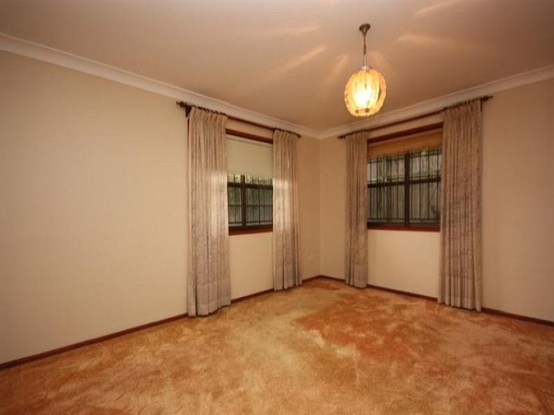 8 Aldford Court, Carindale QLD 4152