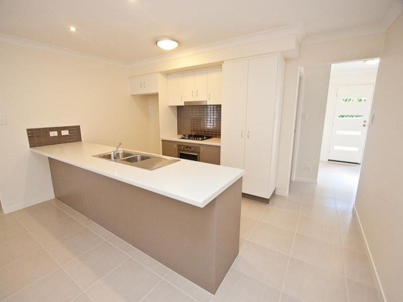 2/47 Larbonya Crescent, Capalaba QLD 4157