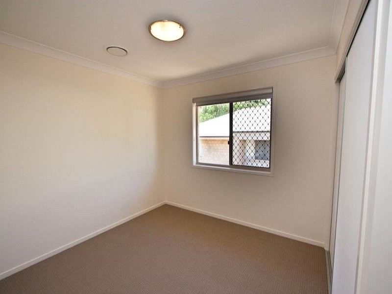 2/47 Larbonya Crescent, Capalaba QLD 4157