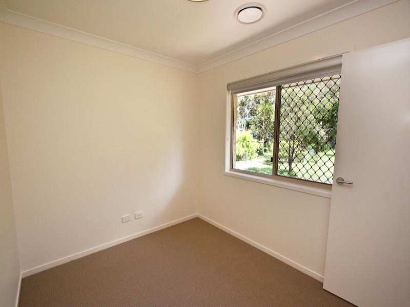 2/47 Larbonya Crescent, Capalaba QLD 4157