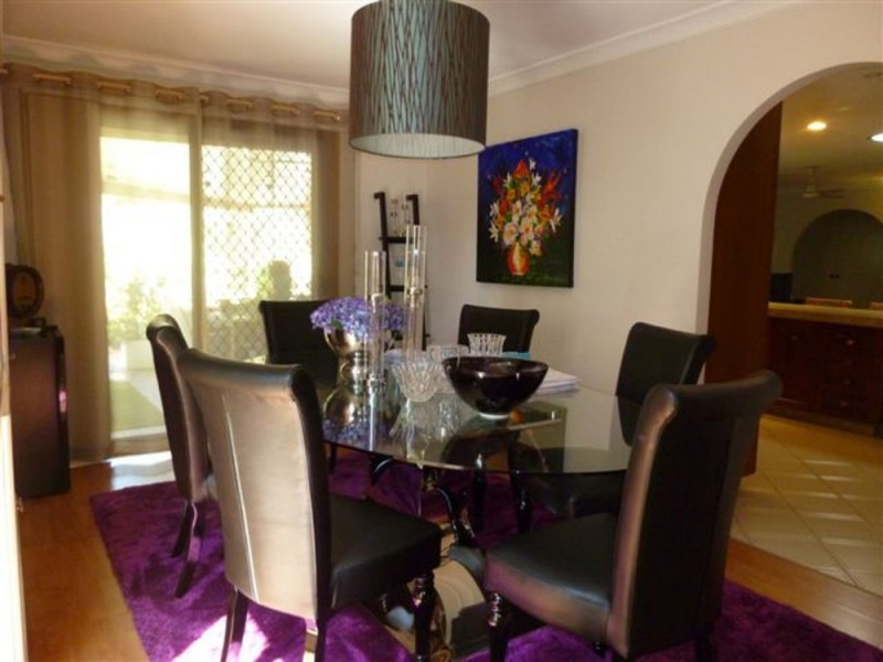 41 Briarwood Street, Carindale QLD 4152